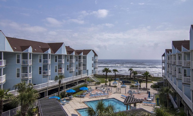 Galveston Condo | Seascape 1321 1 Bedroom Condo by RedAwning