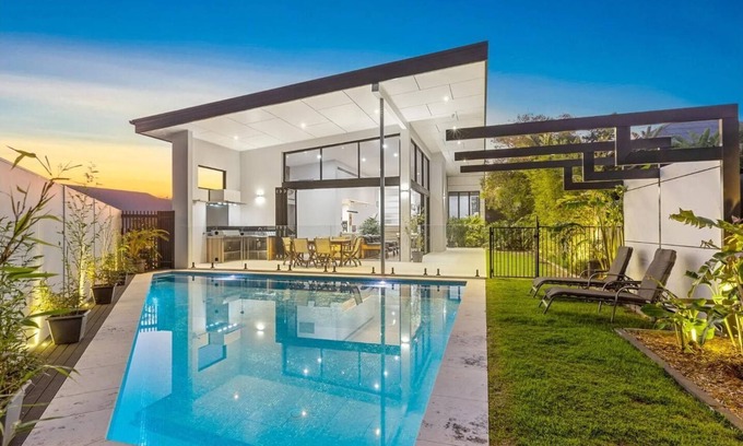 Casuarina House | Seascape Casuarina- Meters to Casuarina Beach
