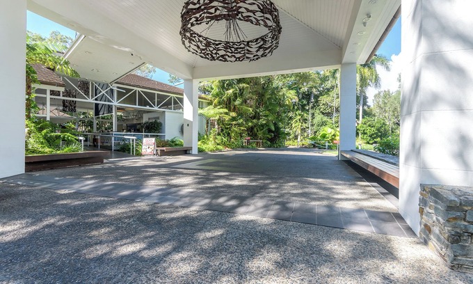 Port Douglas Resort | Seascape Holidays at Ramada Resort Studio Room