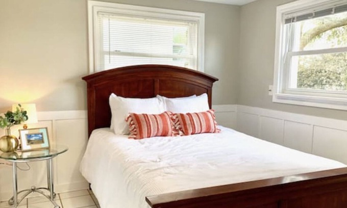 Chic's Beach Apartment | Seascape Lux Suite S
