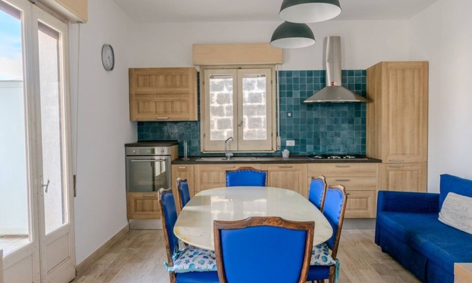 Caucana-finaiti-casuzze-finaiti Nord Apartment | Seaside Bliss: Kaukana Sun Apartment with Parking