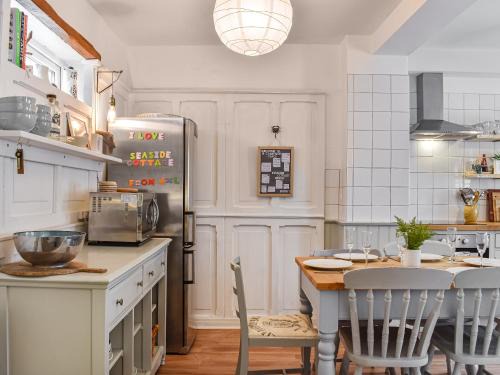 West Cliff House | Seaside Cottage