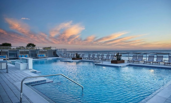 East Daytona Hotel | Seaside Escape! 2 Oceanfront View Units w/Balcony | Pets are Allowed