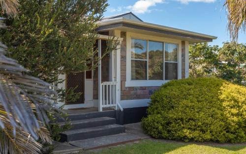 Port Elliot House | Seaside Escape - 4 Brittain St, Port Elliot
