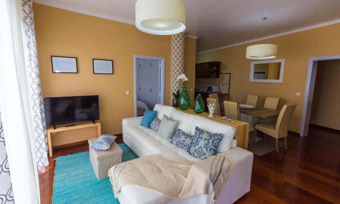 Ponta Delgada Apartment | SeaSide Family Apartment - Madeira Island