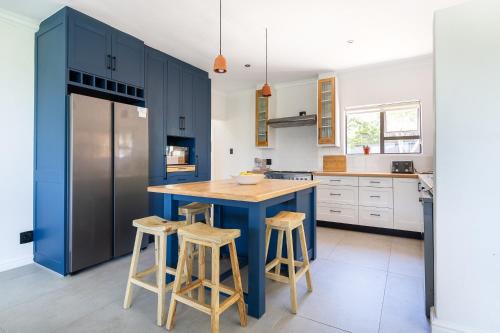 Wilderness Beach House | Seaside Family Villa
