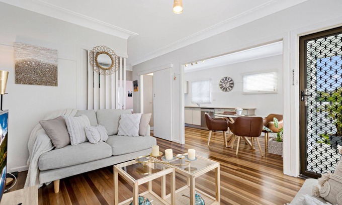 Scarborough House | Seaside Haven Cottage