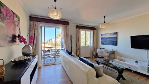 Camara de Lobos Apartment | Seaside Orchid by LovelyStay