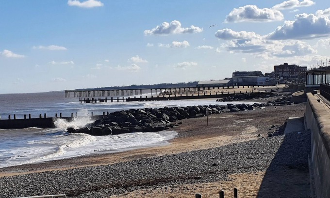 Lowestoft Cottage | Seaside Retreat