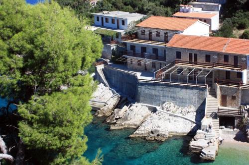 Gdinj Apartment | Seaside secluded apartments Cove Pobij, Hvar - 5633