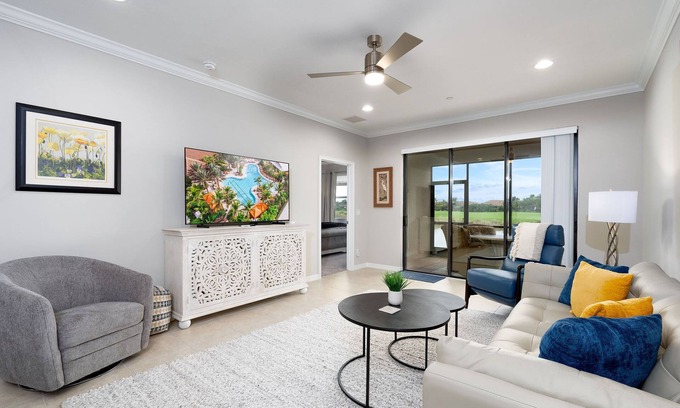 Naples Condo | Seasonal Get-away with Lake, Golf & Sunset Views, Resort Activity Community