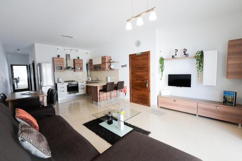 Mellieha Apartment | Seaview flat in Mellieha's heart