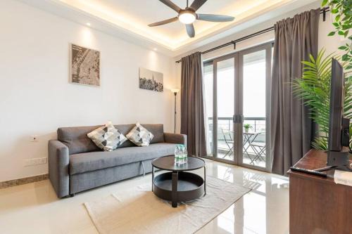 Central District Apartment | SeaView R&F 4pax-1BR 10mis to CIQ JBSentral CitySquare