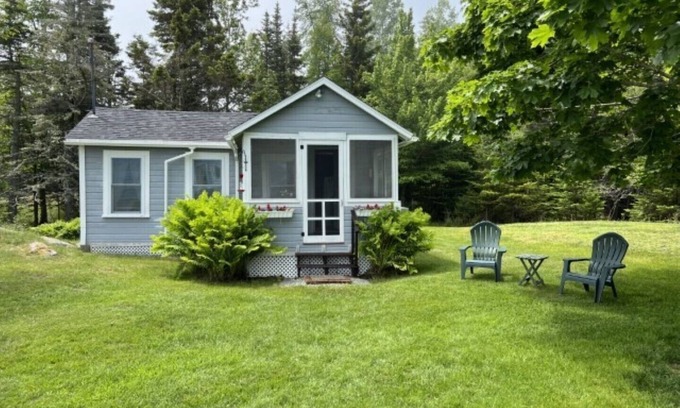 Seawall Cottage | Seawall Point Cottage