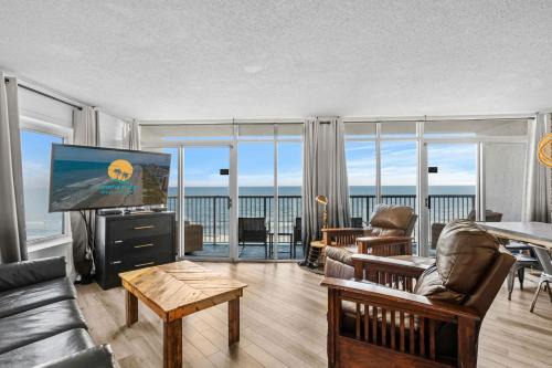 Arcadian Shores House | Seawatch Resort 616 - Oceanfront