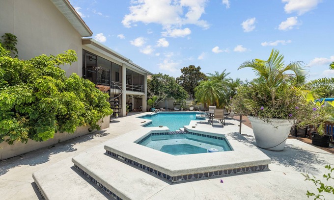 Gulf Harbors House | Seaway Cove, Waterfront