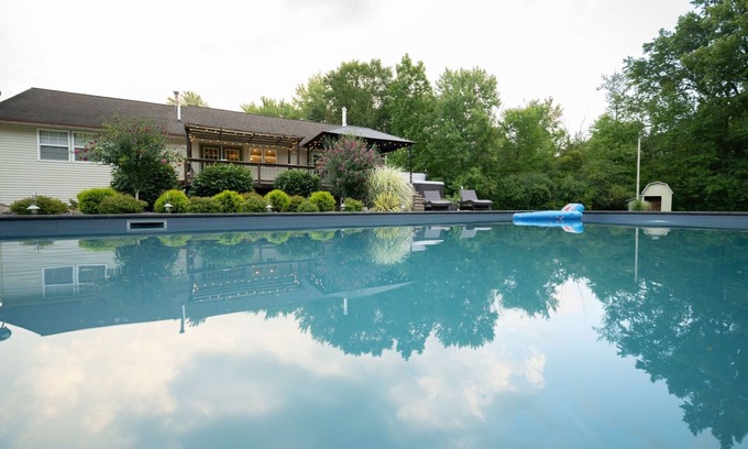 Oberlin House | Secluded 5 acre getaway heated inground pool 6 person hot tub