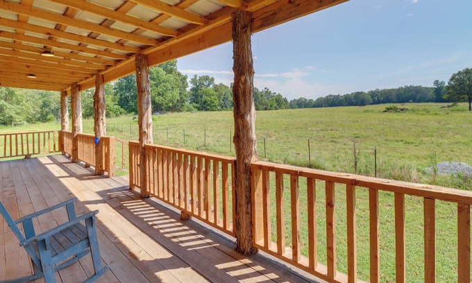 Newnata Cabin | Secluded Arkansas Retreat Near Fishing & Hiking!