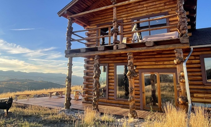 Sublette County Cabin | Secluded back country cabin-snowmobile access