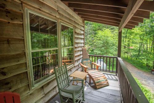 Warrensville House | Secluded & Charming 3 Bed Cabin, Dogs OK, 20 mins to W Jefferson