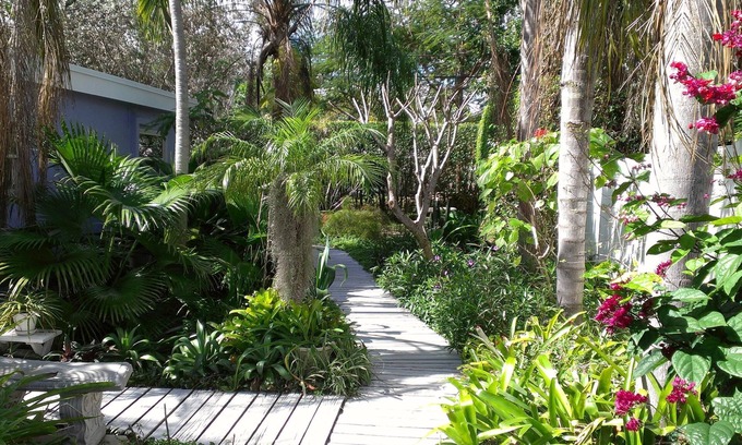 South Middle River Cottage | Secluded Cottage in Tropical Oasis