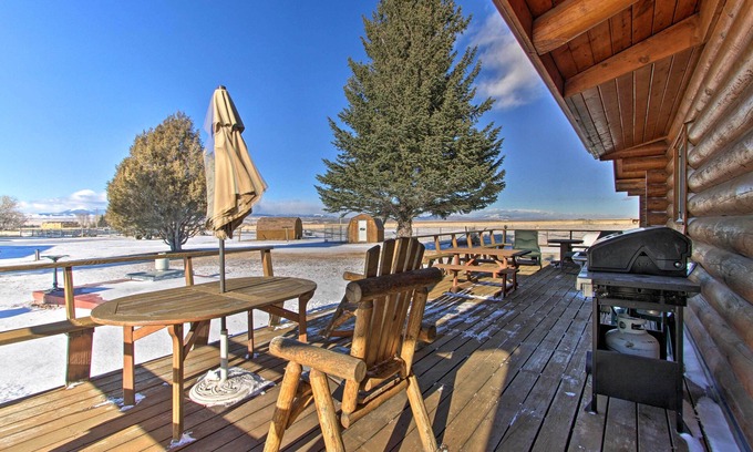 Dillon House | Secluded Dillon Home w/Private Hot Tub + Deck!