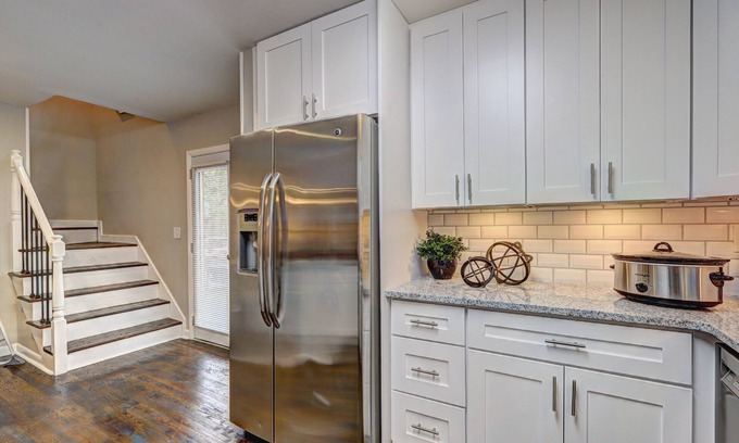 Woodstock House | Secluded living in Woodstock! Pets and Long stays OK! Sleeps 12+