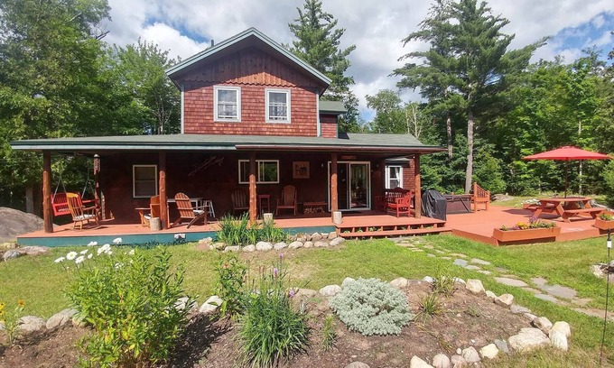 Wilmington House | Secluded Lodge near Whiteface Mountain & Adirondack Wildlife Refuge with Hot Tub