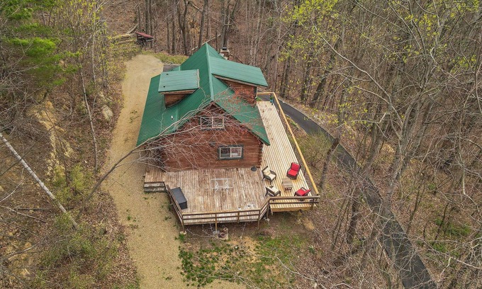 Weaverville Cabin | Secluded Log Cabin Retreat+Mtn Views+Walking trails