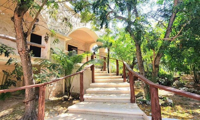 Salina Grande Hotel | Secluded Mid-Island Hacienda