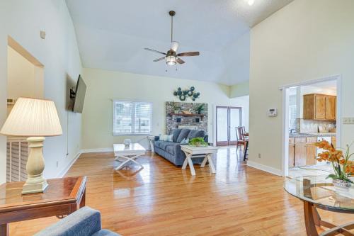 Mount Pleasant House | Secluded Mount Pleasant Home - 6 Mi to Beaches!