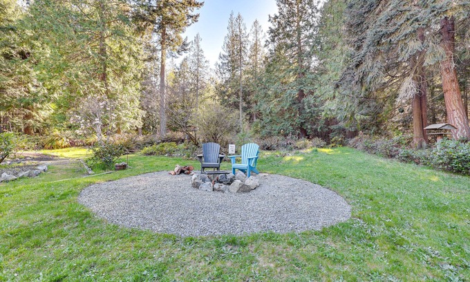 Adelma Beach House | Secluded Port Townsend Retreat: Pets Welcome!