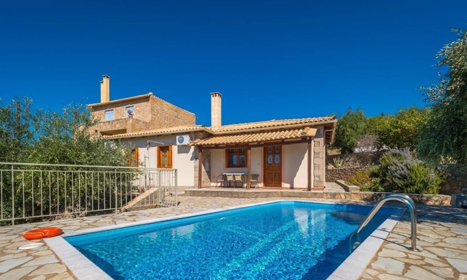 Riglia House | Secluded Villas with Private Pools - Villa 2 - Elia Villas