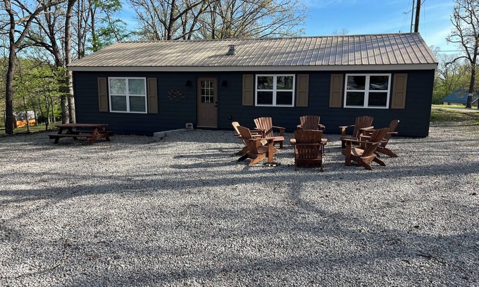 Eagle Rock Cabin | Secluded Waterfront Getaway - Huge Game Room, Fire Pit, 2.5 BR + 5 bed Bunk Room