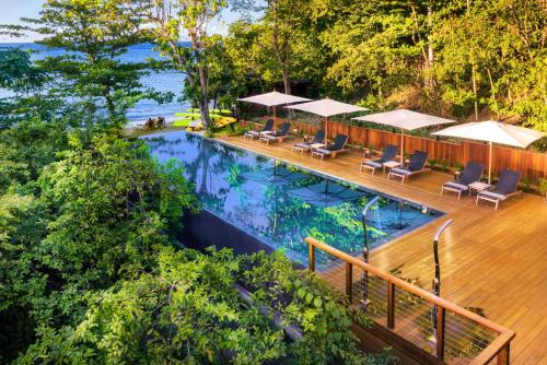 Portsmouth Hotel | Secret Bay