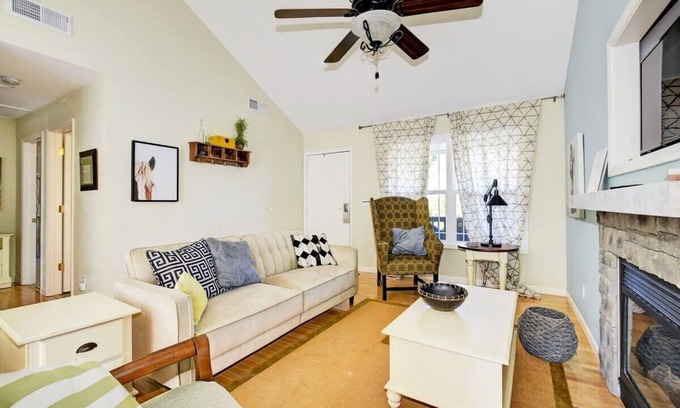 Taylorsville House | Secretariat 13 A true winner! Pet friendly w/fee