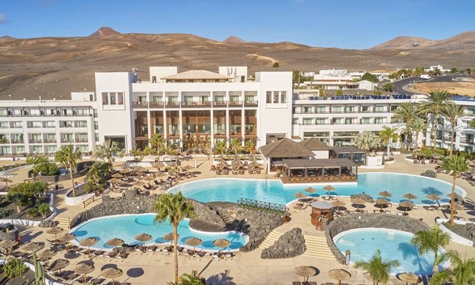 Puerto Calero Hotel | Secrets Lanzarote Resort & Spa - Adults Only