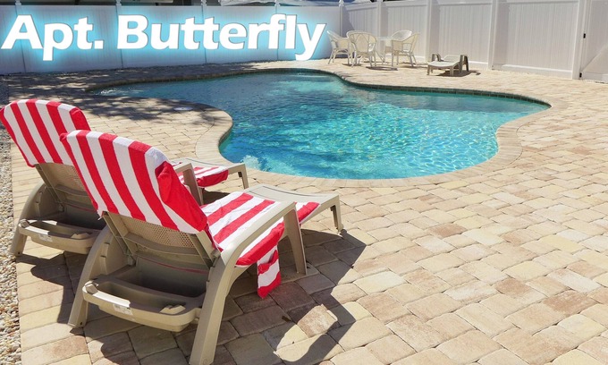Altamont Manor Apartment | Secure Spring sun and your desired accommodation at TOP PRICES now!
