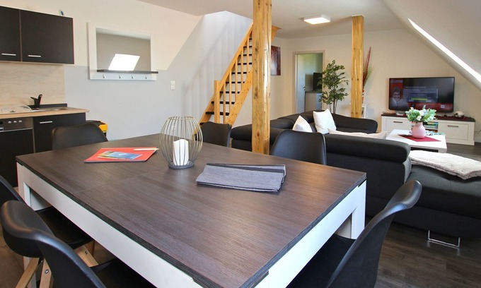 Muritz Apartment | SEE 11373 - Mäusehaus - Familien-ferienwohnungen Kargow SEE 11370
