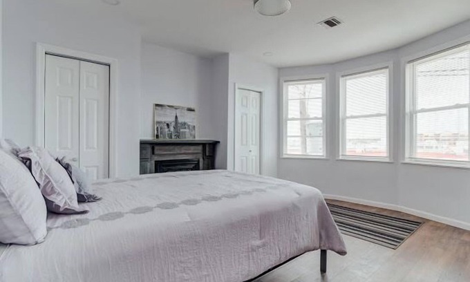 North Ironbound House | SEE NYC 4 LESS, sleeps 6, Ironbound, Newark
