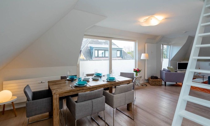 Großmorsum Apartment | Seefeder - Sylt is a valuable habitat and a soothing vacation destination, a