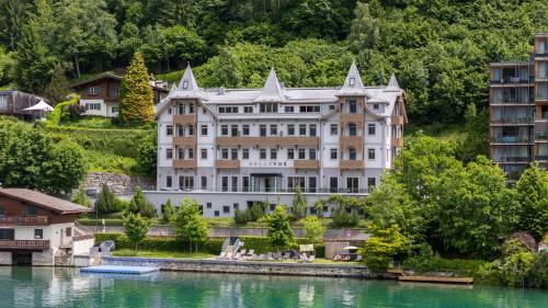 Thumersbach Hotel | Seehotel Bellevue by keyone