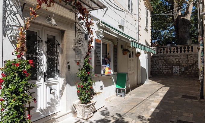 Pile Apartment | Seistanca lux - Old City Entrance Dubrovnik