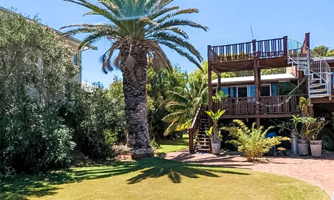 Lancelin House | Seldom Inn