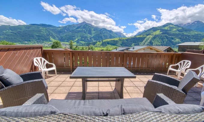 Furth Apartment | Select Top 7 - by Alpen Apartments