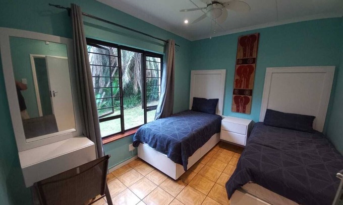 Scottburgh South Condo | Self catering accommodation with a garden view. 100mt from the beach
