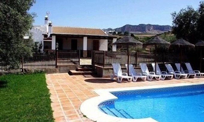 Antequera Cottage | Self catering Finca del Río for 8 people