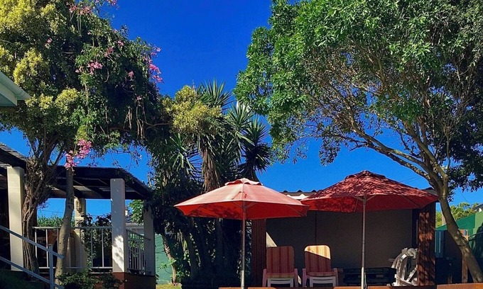 Eastcliff House | Self catering or B&B, centrally located in the popular suburb of Eastcliff