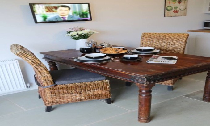 Beeley Cabin | Self Catering Peak District Lodge