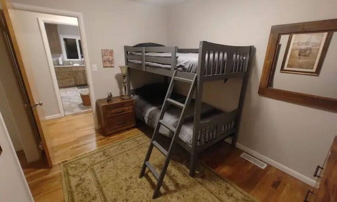 Idaho Falls House | Self Check-In & Free Wi-Fi in this Fresh Remodel!